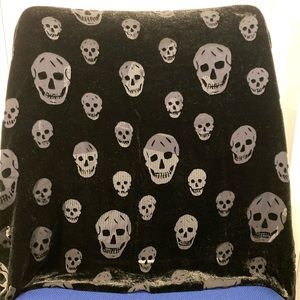 Alexander McQueen velvet skull scarf